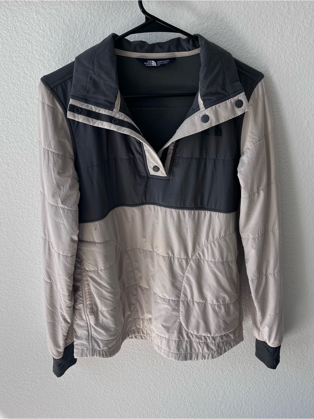 THE NORTH FACE Womens Pullover Fleece Lined Snap Neck Jacket, Cream & Grey